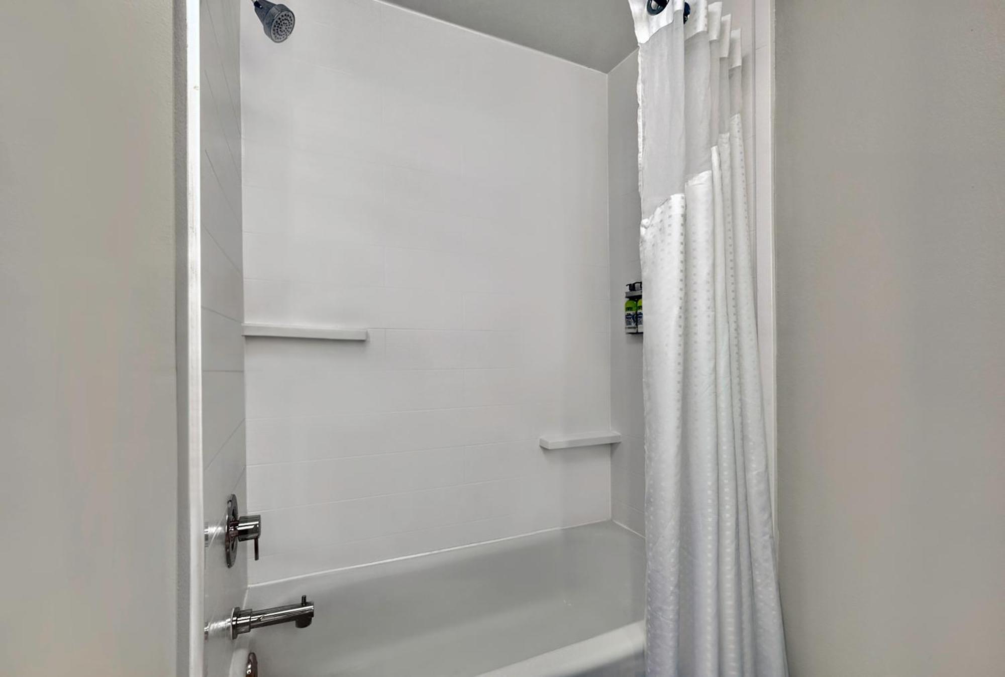 Holiday Inn Express & Suites Kansas City Airport By Ihg Luaran gambar
