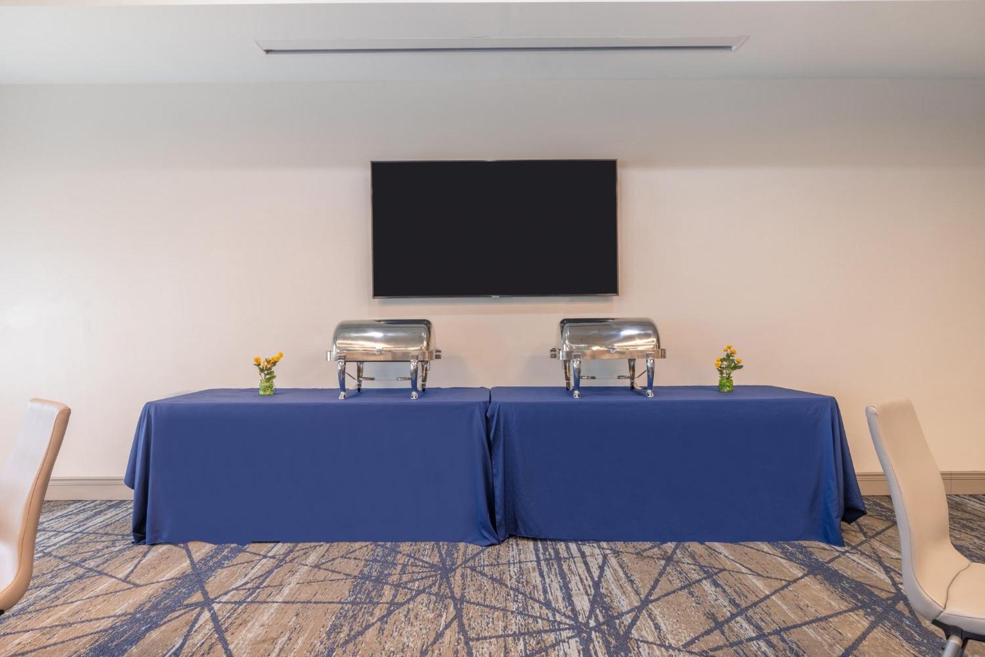 Holiday Inn Express & Suites Kansas City Airport By Ihg Luaran gambar