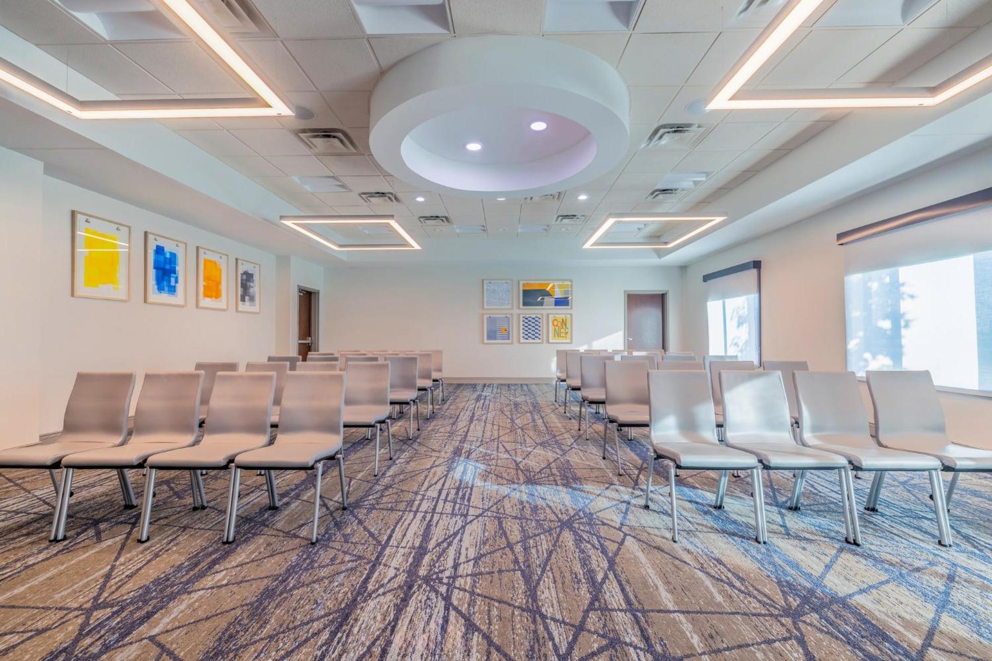 Holiday Inn Express & Suites Kansas City Airport By Ihg Luaran gambar